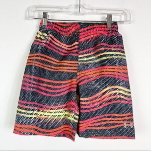 Under Armour NWT BOYS Atomic Wave Stripe Volley Shorts 4